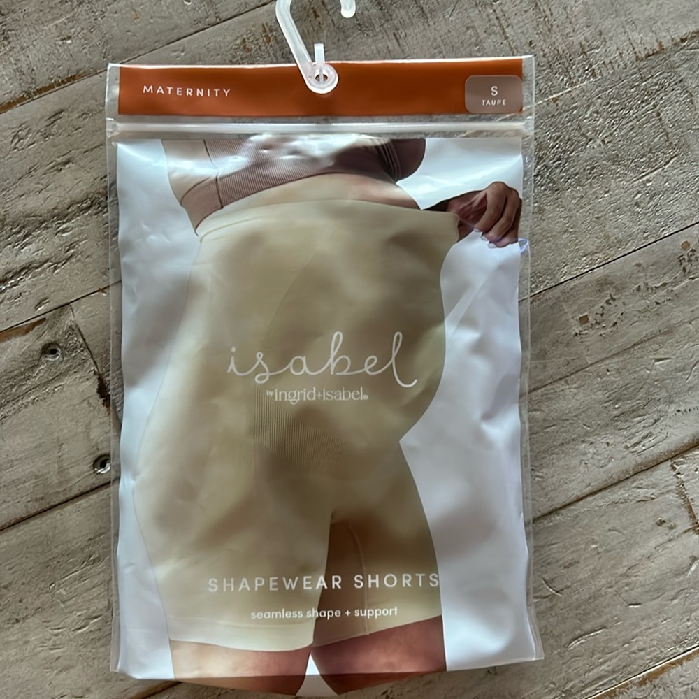 Maternity shapewear shorts